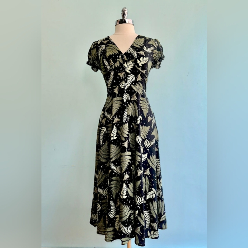 Fern and Moth Gaia Midi Dress by Hell Bunny Woman's Size M